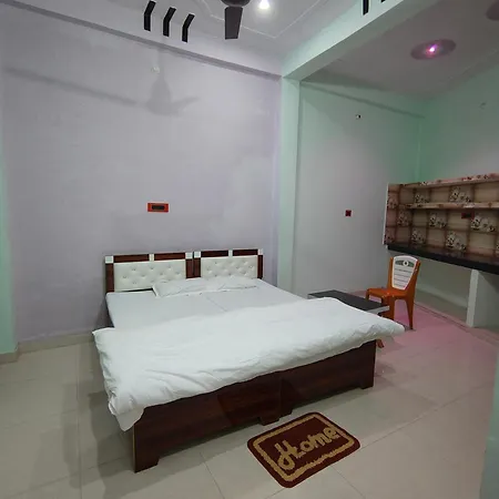 Harsh Home Stay Ayodhya Room photo